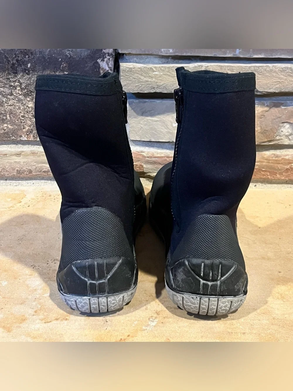 L.L. Bean Wet Suit Black Neoprene Zip Boots